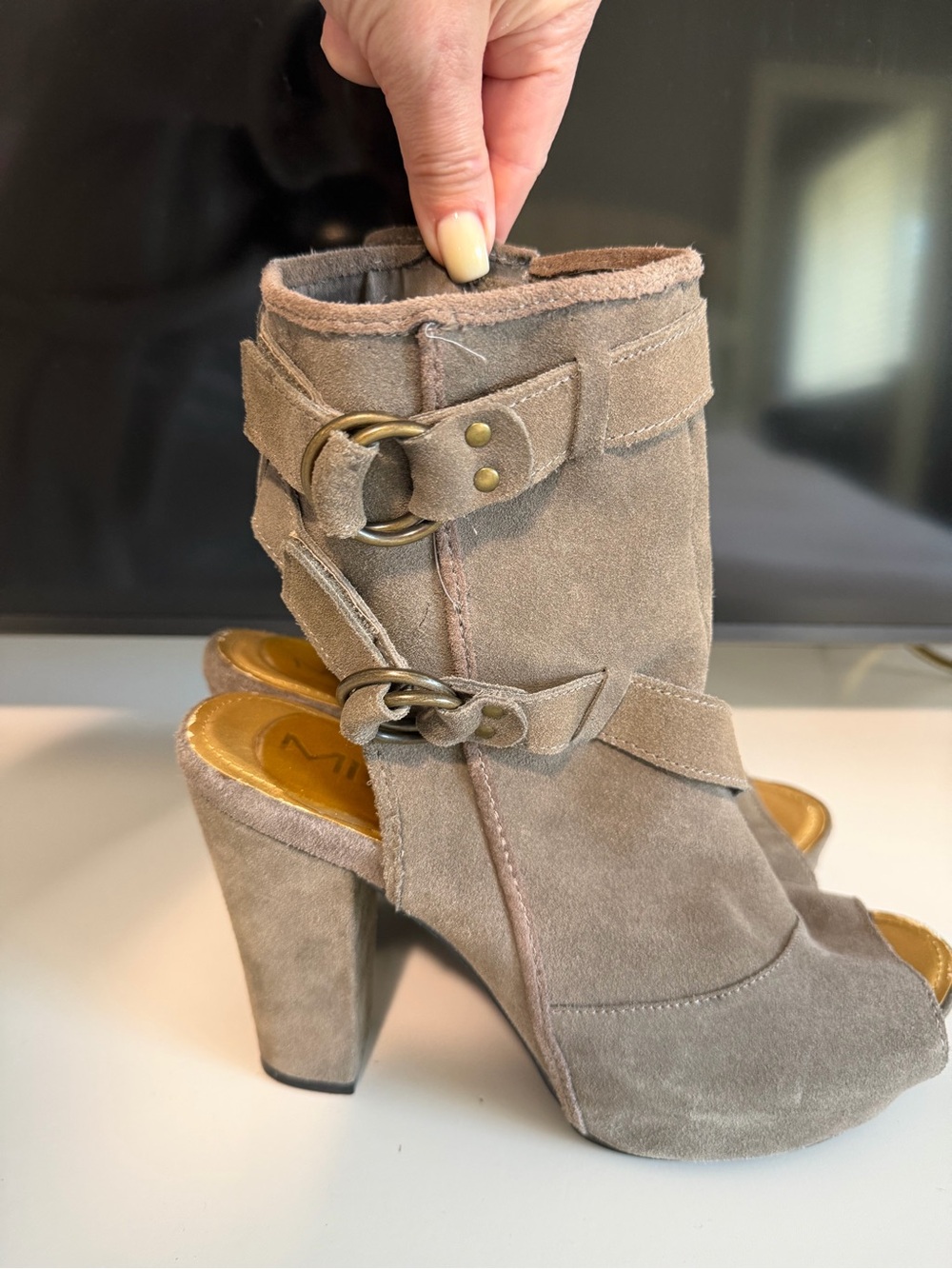 MIA Leighton Suede Open Toe Buckle Booties 10M